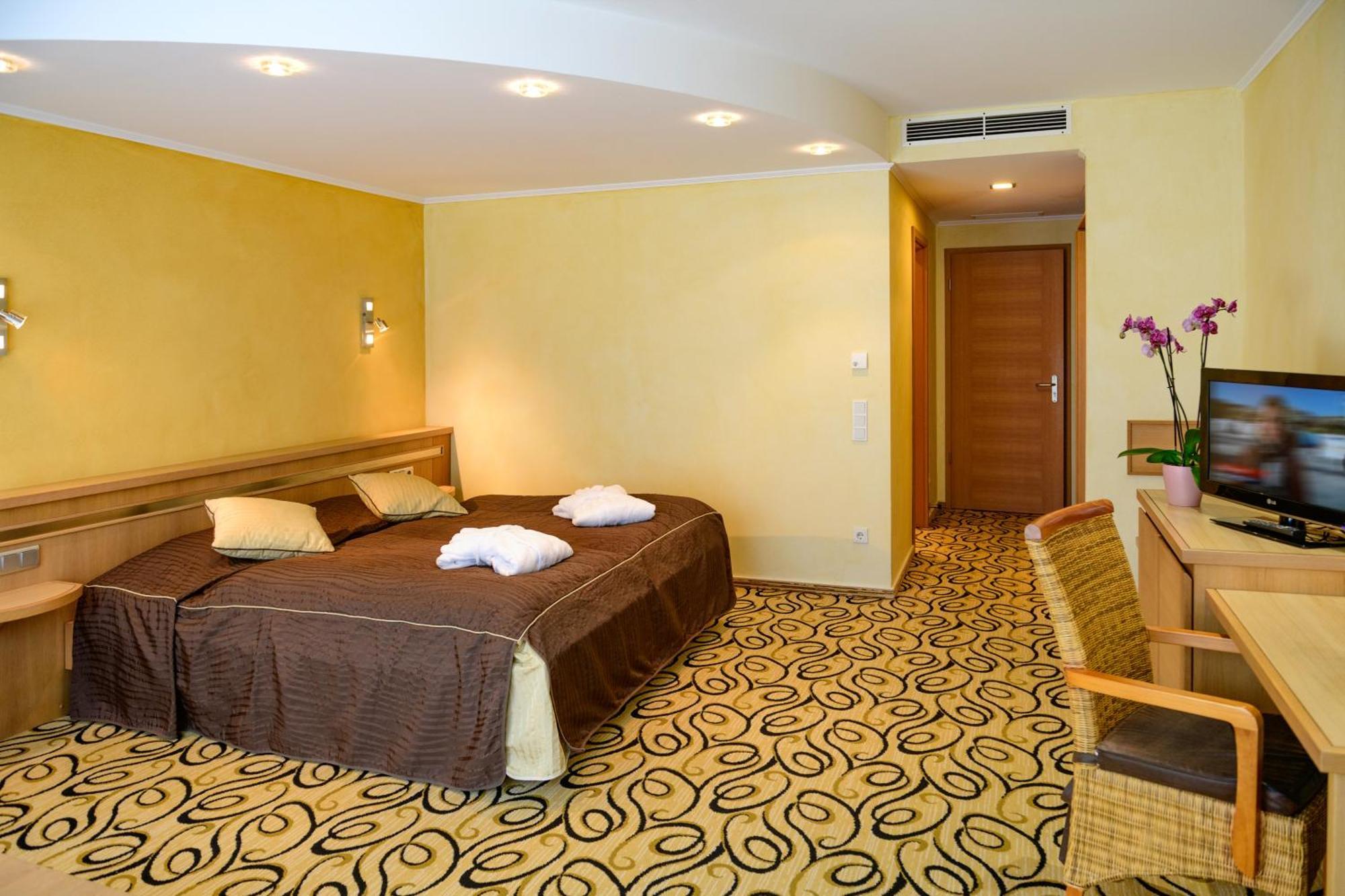 Hotel Brimer Grundhof Екстер'єр фото